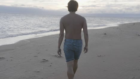 Dancing-walking-towards-the-sunset-on-the-beach