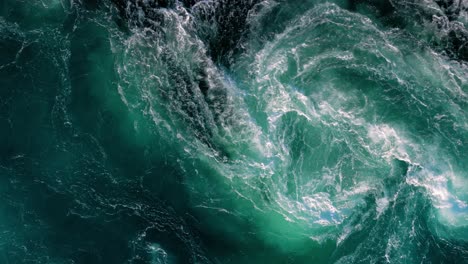 Blue-waves-of-water-of-the-river-and-the-sea-meet-each-other-during-high-tide-and-low-tide.