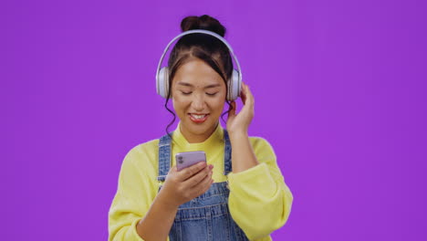 Music,-phone-and-dancing-woman-listening-to-sound