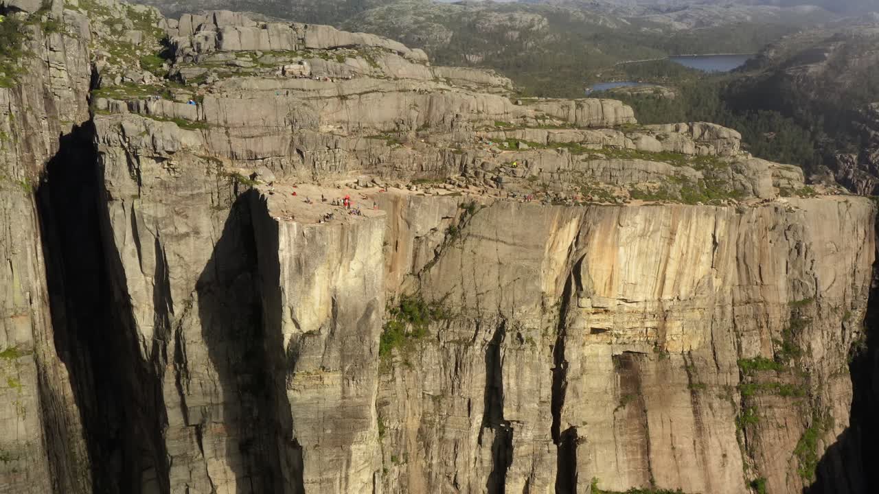 항공 영상 설교석 바위 preikestolen 아름다운 자연 노르웨이