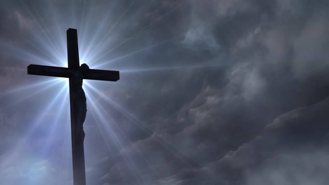 폭풍의 배경에 십자가에 못 박힌 예수의 실루