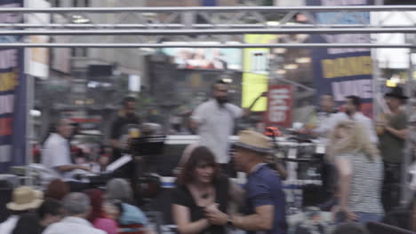 tsq live music and dance in times square, nyc