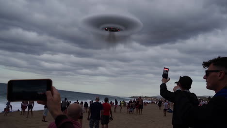 ufo sighting at the beach