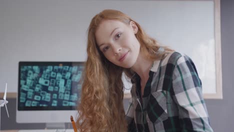 Caucasian-woman-working-in-creative-office