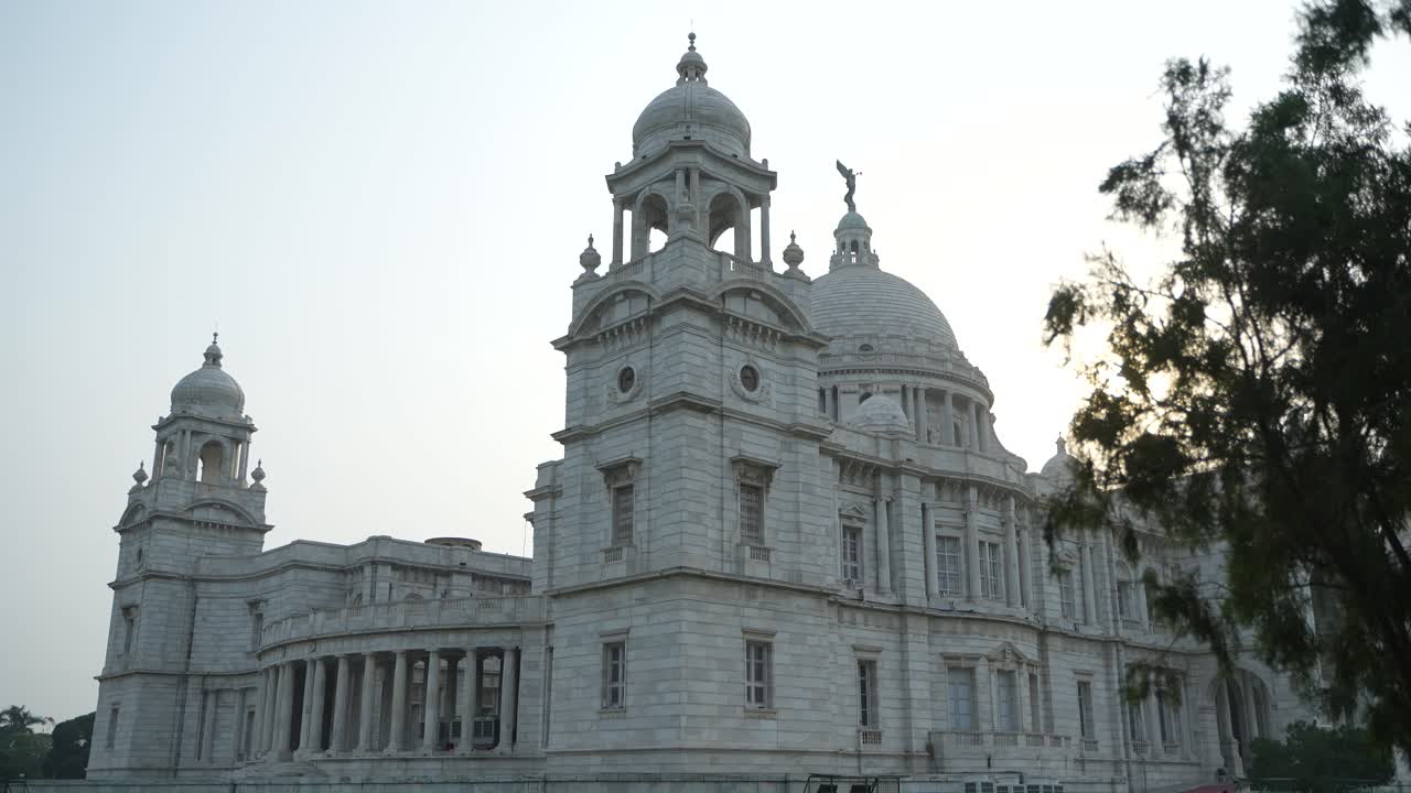 Victoria Memorial, Kolkata: A Majestic Marble Monument