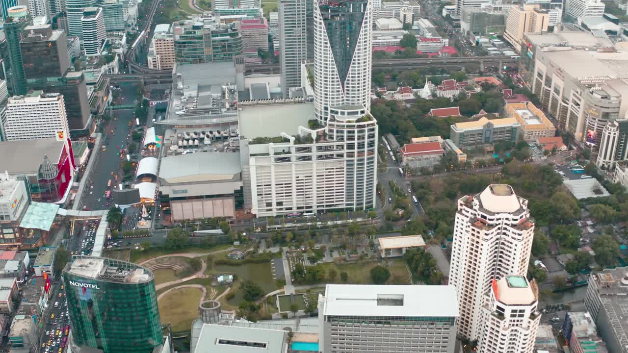 vista aérea del paseo aéreo en mbk, bangkok, tailandia