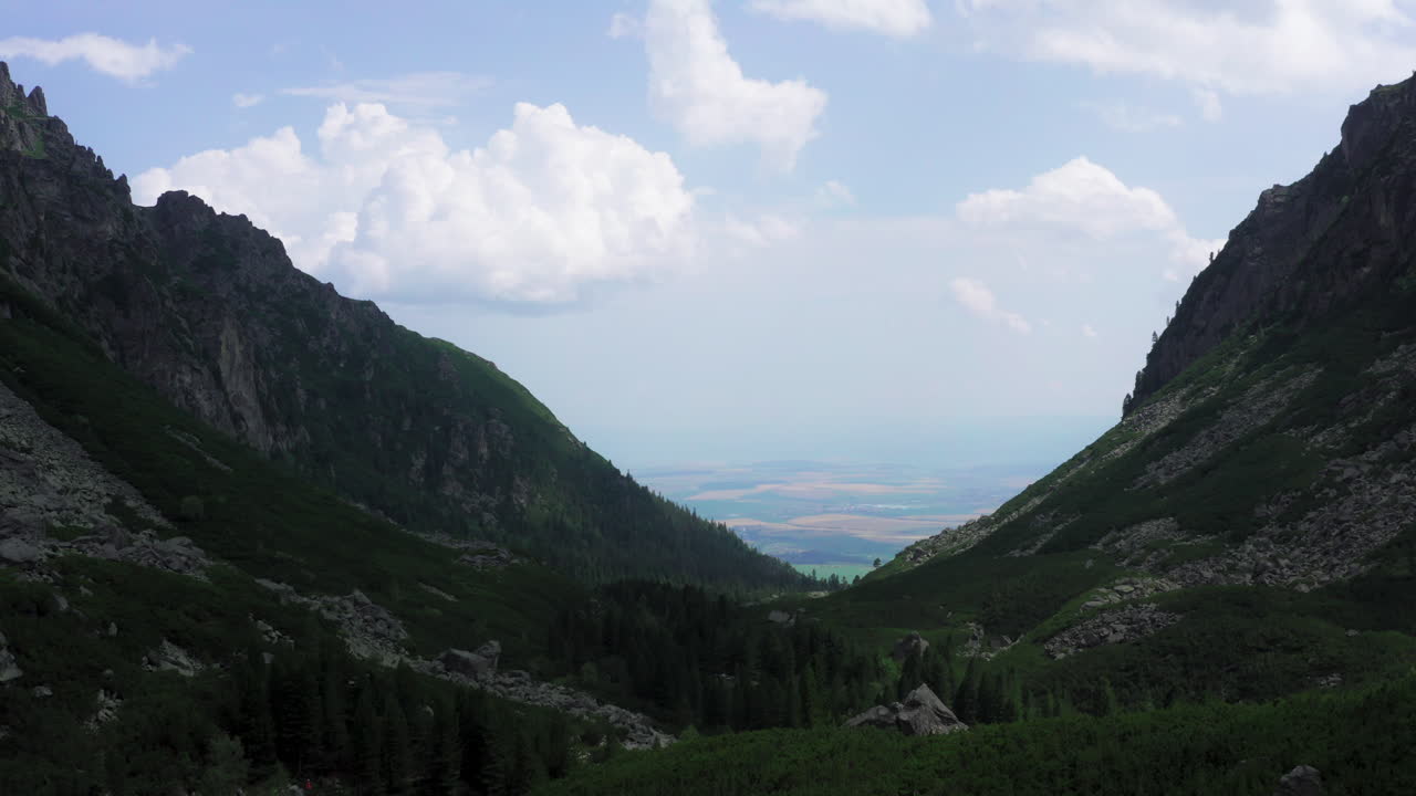 놀라운 산 계곡 풍경