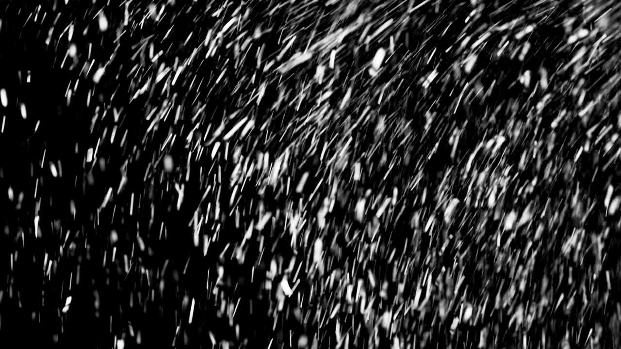 4K Real falling snow