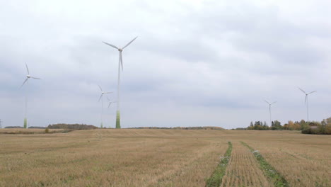 many wind turbines in the field