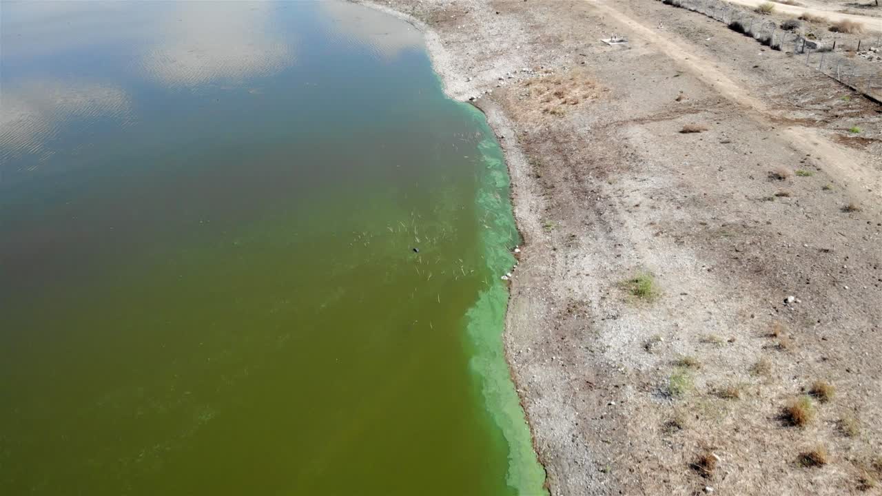 imágenes aéreas sobre el embalse de agua, israel