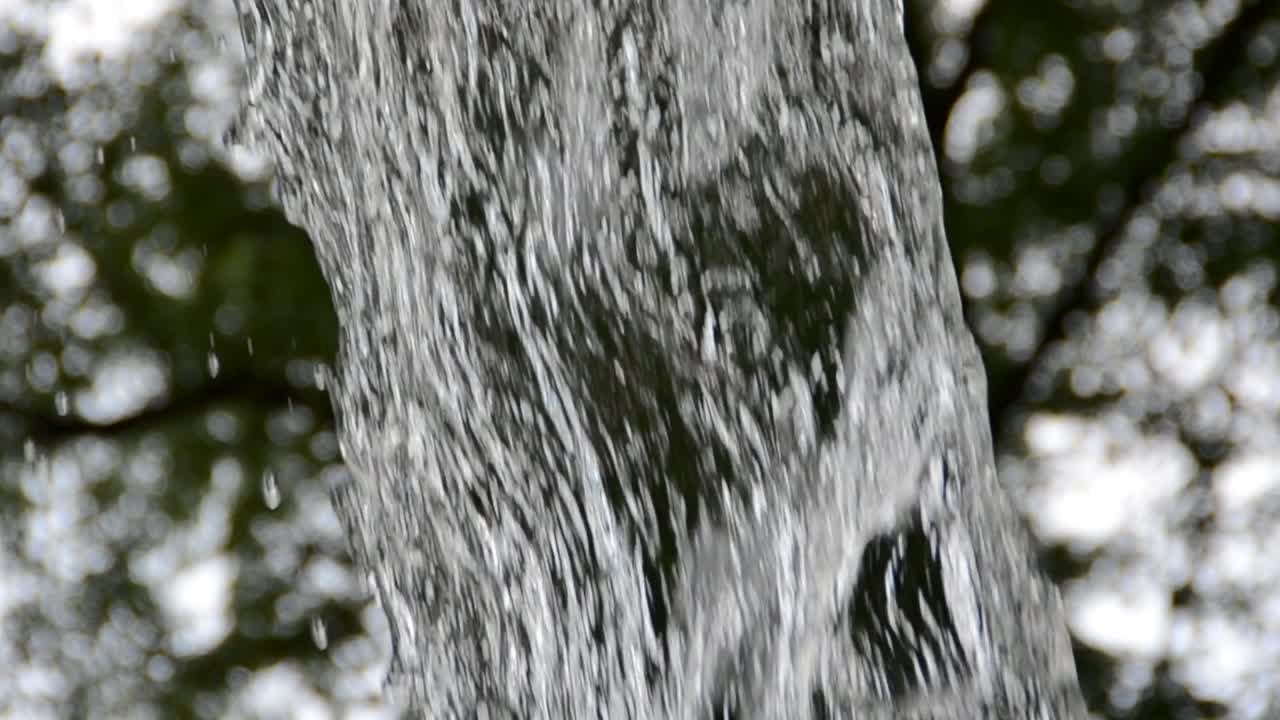 splash of blue water