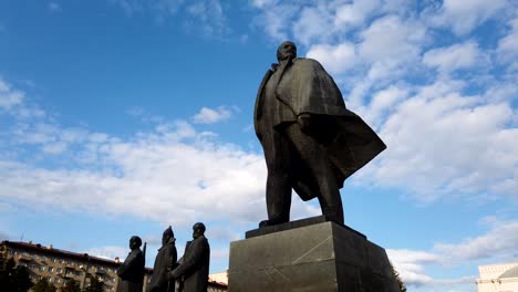 vladimir lenin statue in the city of novosibrisk