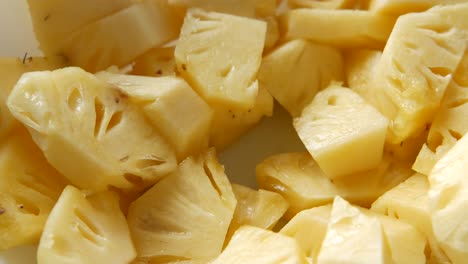piña en cubitos