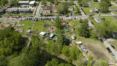 actividades recreativas durante el festival anual de dogwood en siloam springs, condado de benton, arkansas, estados unidos