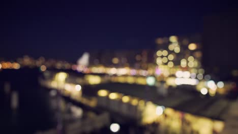 abstract bokeh fondo brillo en la ciudad urbana noche en el centro de la ciudad