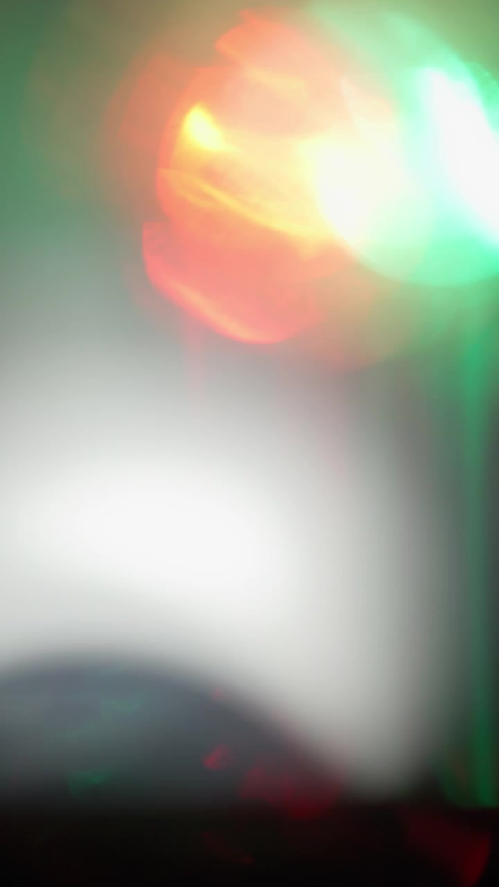 Pacchetto di effetti di luce astratti e riflessi di prismi di vetro con colori sfumati