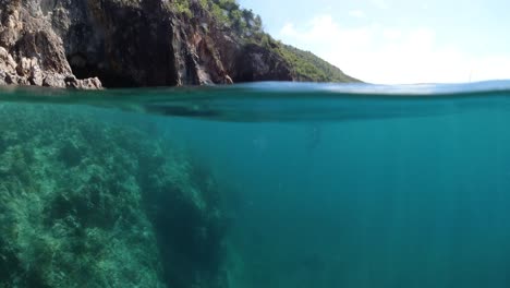 Vista-única-De-La-Impresionante-Costa-En-Las-Islas-Vírgenes-Británicas