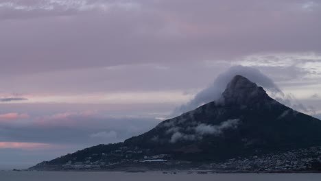 clouds rolling down lions head