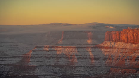 Time-Lapse,-Golden-Misty-Landscape-and-Snow-Capped-Dead-Horse-Point-State-Park,-Moab,-Utah-USA