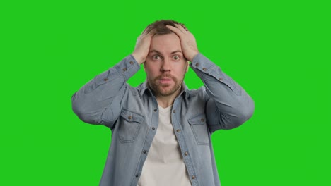 hombre sorprendido con expresión facial conmocionada. retrato en primer plano en 4k, uhd