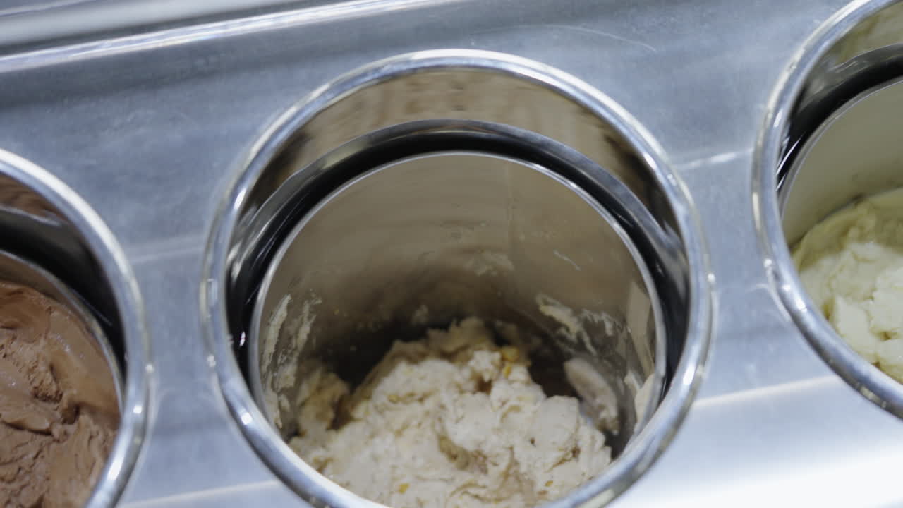 Ice Cream Machine with Different Flavors