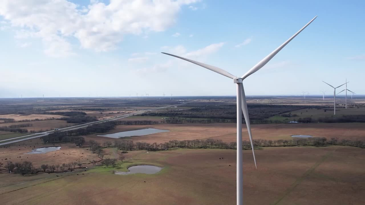 орбита ветряной мельницы солнечная полоса 50 кадров в секунду