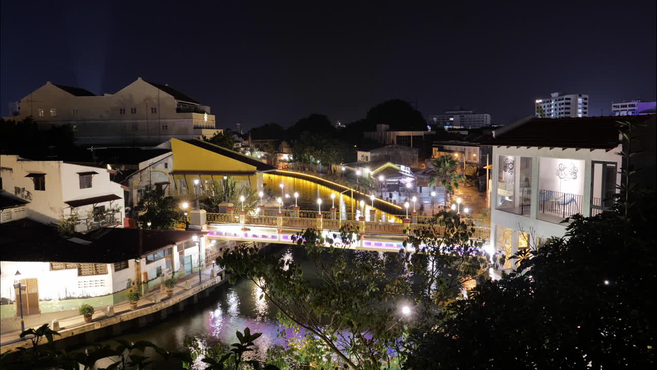 4k time-lapse ciudad de melaka por la noche
