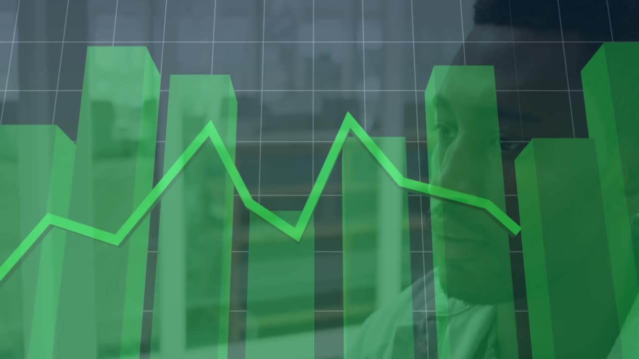 animación del procesamiento de datos financieros sobre hombres de negocios afroamericanos