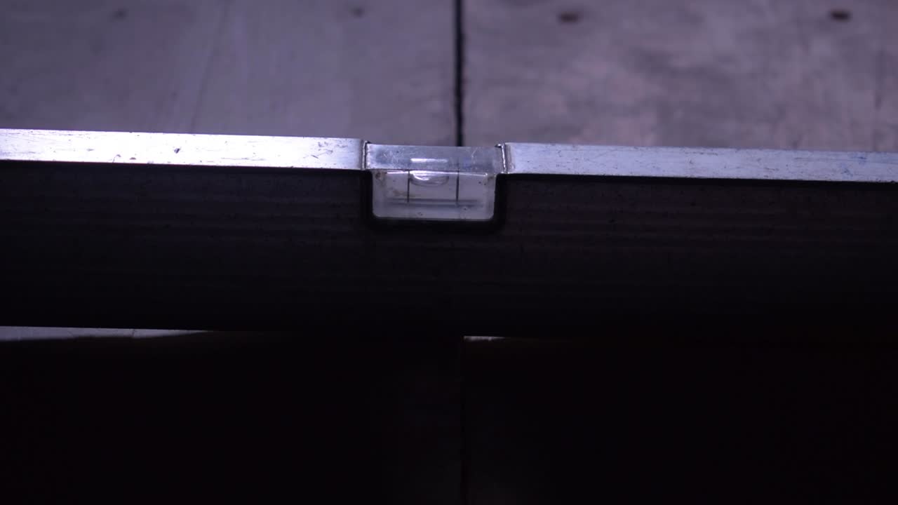 controlar la superficie con la herramienta de medición-4