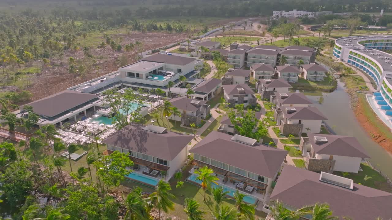 도미니카 공화국에서 아침에 유혹 miches 리조트의 드론 샷