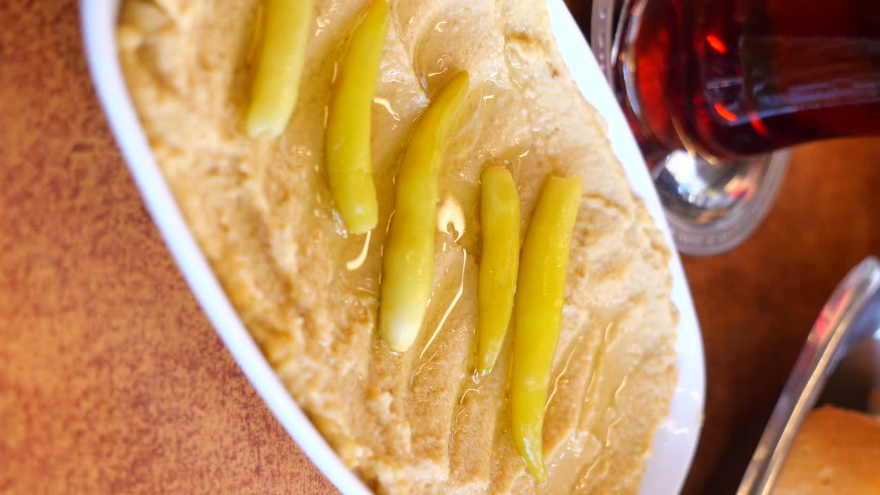 Hummus with Peppers