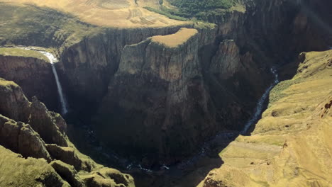 las majestuosas montañas