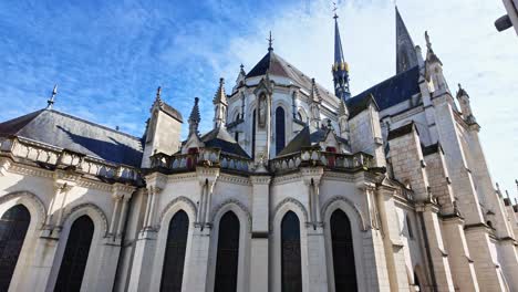 Basilika-Saint-Nicolas-In-Nantes,-Frankreich