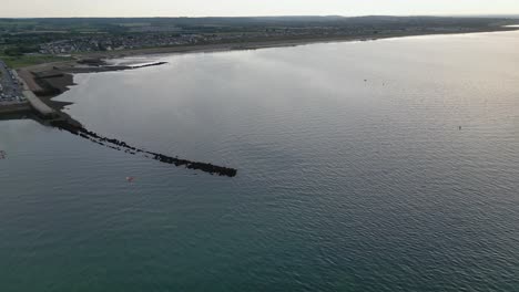 mira hacia la costa de hampton cerca de la bahía de herne en kent.