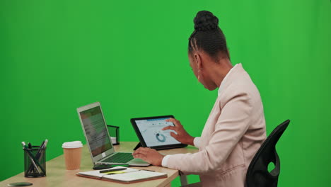 Green-screen,-business-and-black-woman