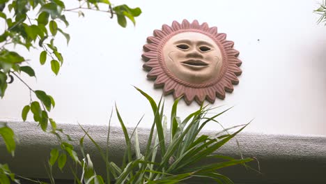 Clip-of-The-Sun-God-Statue