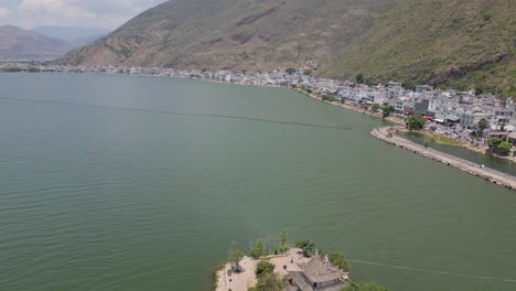 imágenes de aviones no tripulados de little putuo en erhai, dali, china