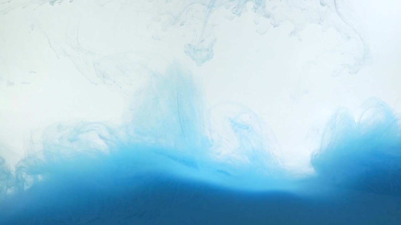 Colori. Forme astratte. Riprese su sfondo bianco
