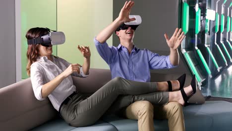 couple using virtual reality headset 4k