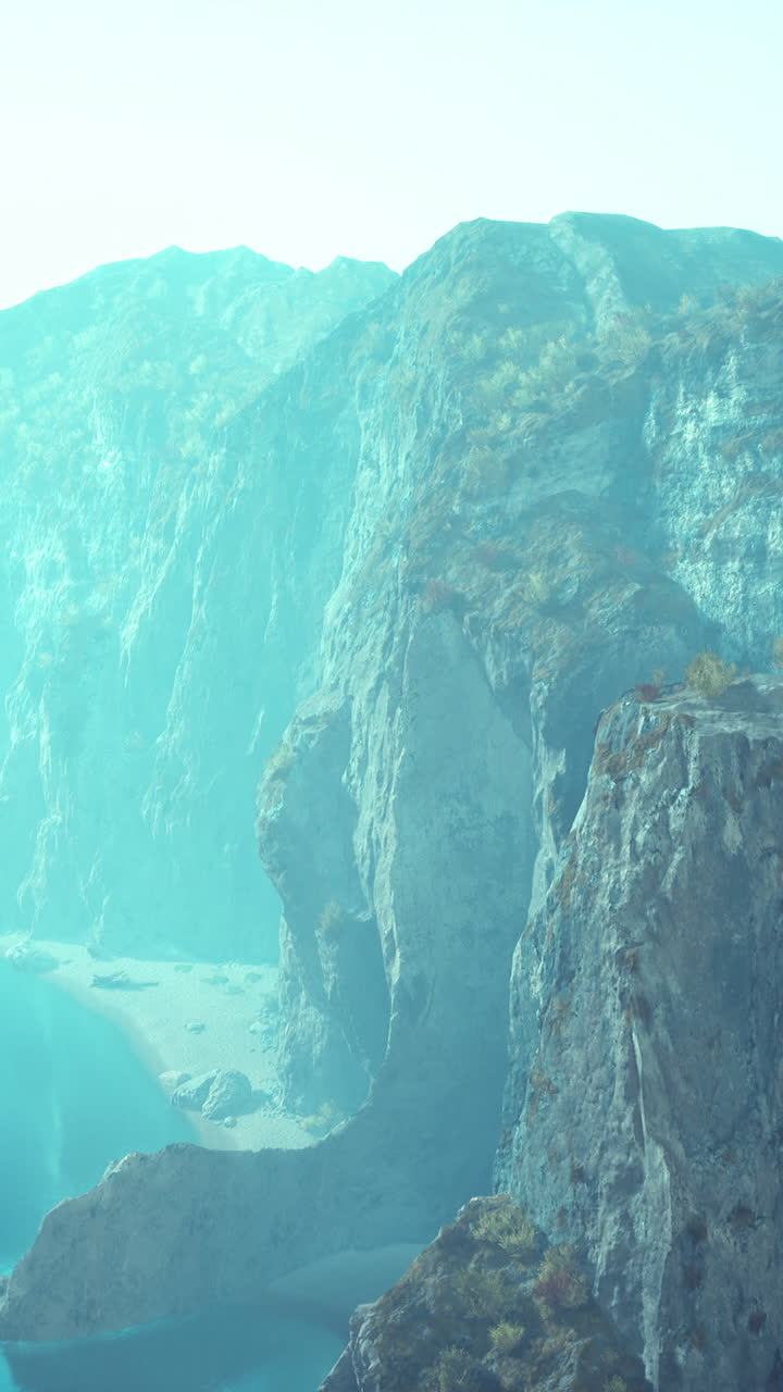 majestuosos acantilados y costa