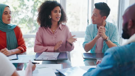 Gente-De-Negocios,-Equipo-Y-Reunión