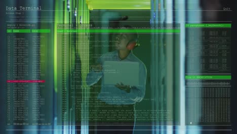 animación del procesamiento de datos sobre un trabajador afroamericano en la sala del servidor