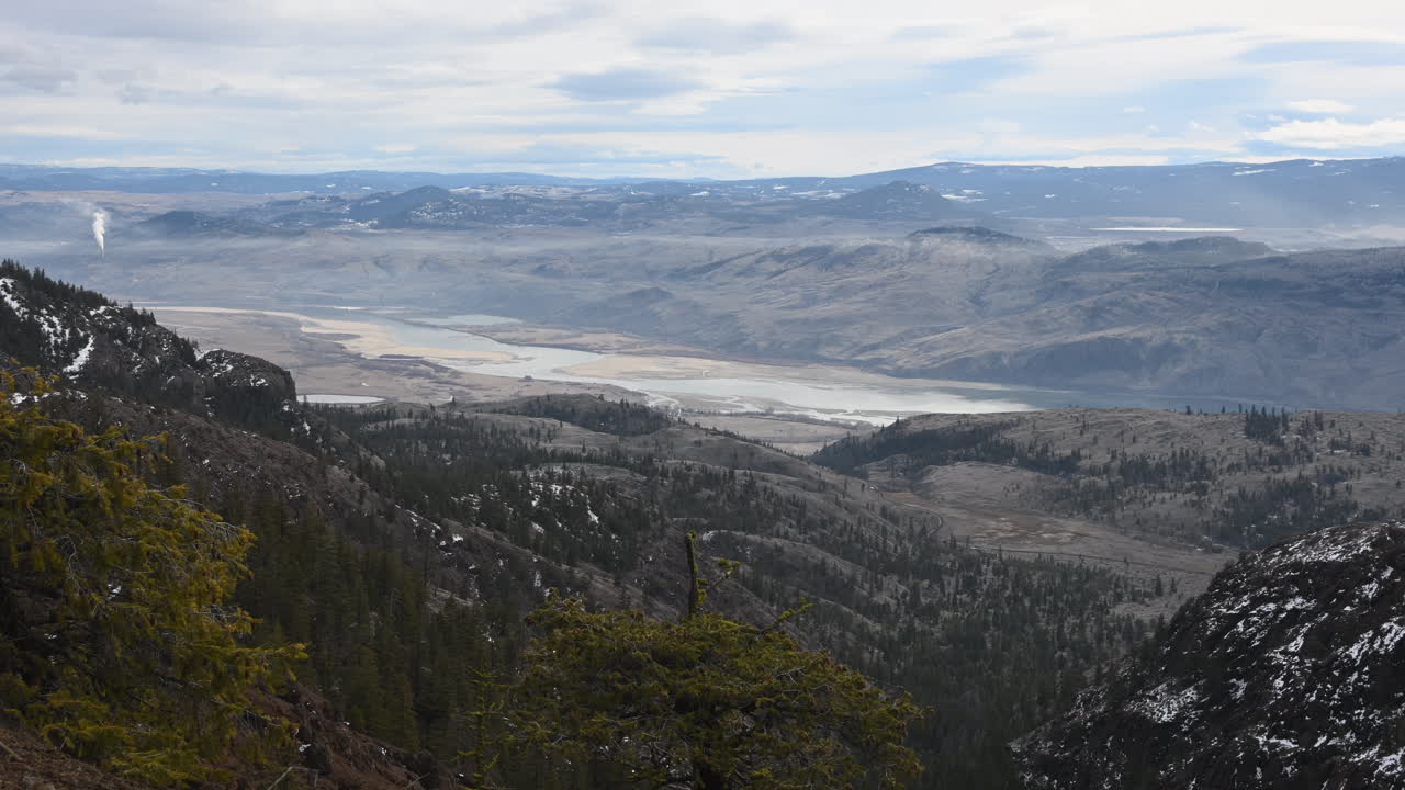valles de niebla: la primera luz de la mañana