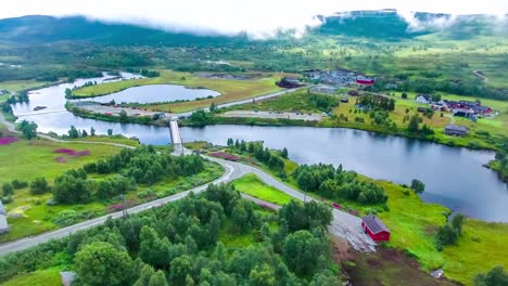 imágenes aéreas de la hermosa naturaleza de noruega.