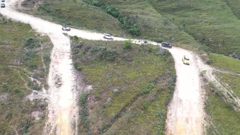 4x4-off-road-vehicles-on-rough-terrain-trail-in-Serra-da-Canastra-National-Park-in-overland-event,-Minas-Gerais,-Brazil