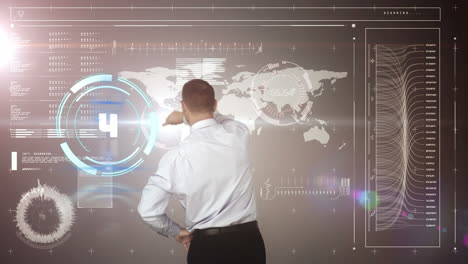 animación de la interfaz digital con el reloj sobre el hombre de negocios