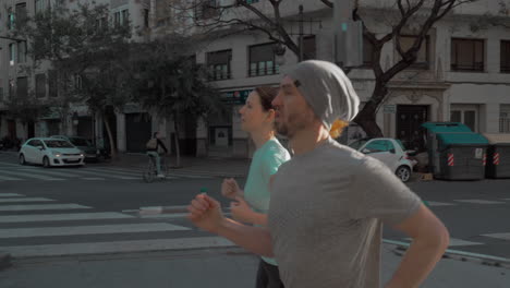 correr todos los días en las calles de la ciudad