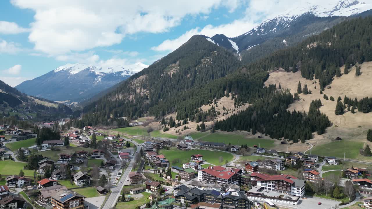 grabé estos clips increíbles con mi mavic mini 3 pro mientras visitaba lermoos austria