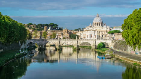 Lapso-De-Tiempo-Del-Horizonte-De-Roma-Con-La-Basílica-De-San-Pedro