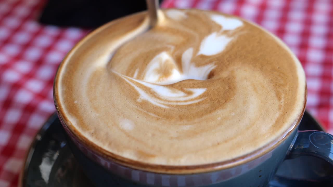 Cappuccino with latte art